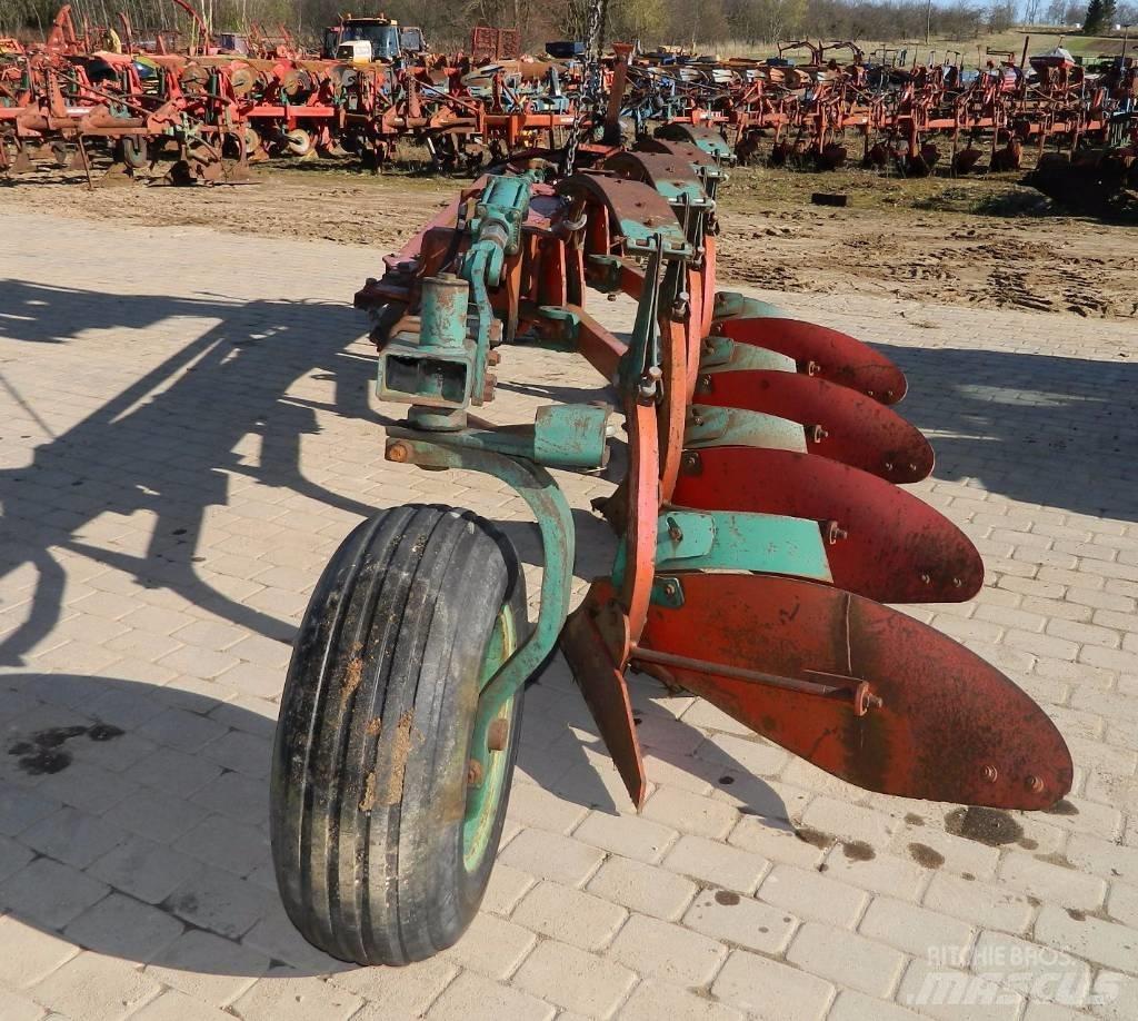 Kverneland 4 Ploughs