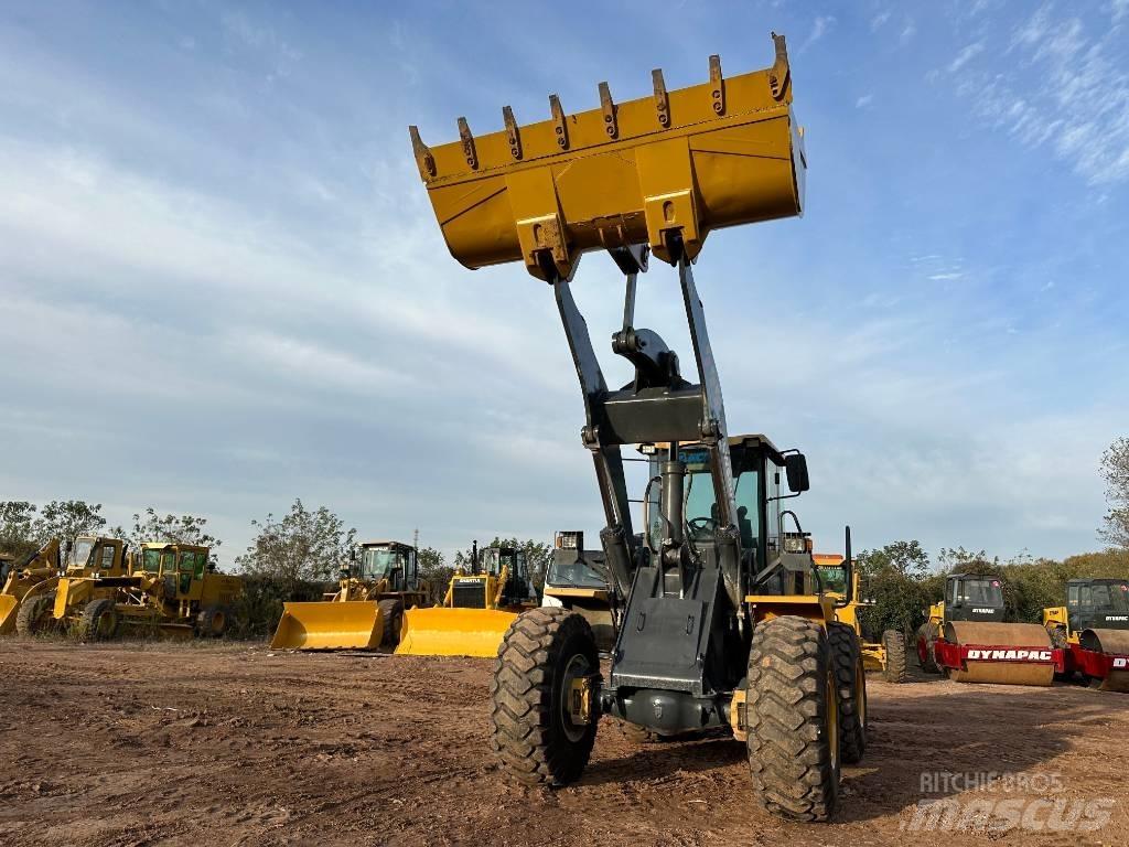 XCMG LW 500 F Wheel loaders