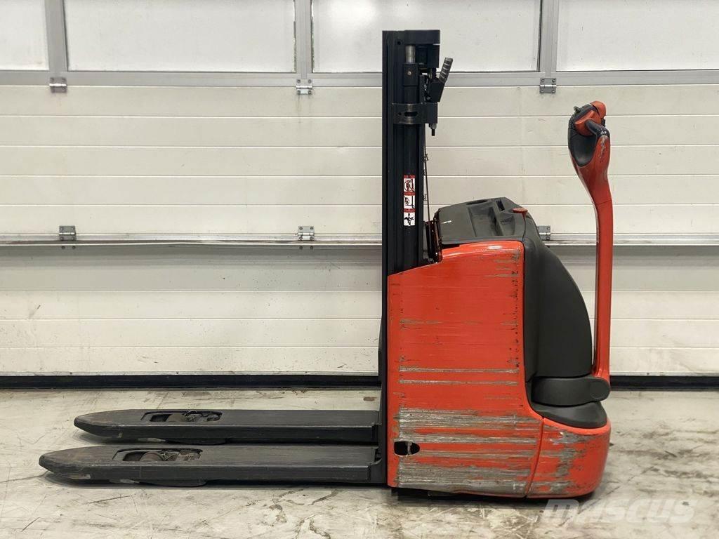 Linde L12 I Pedestrian stacker