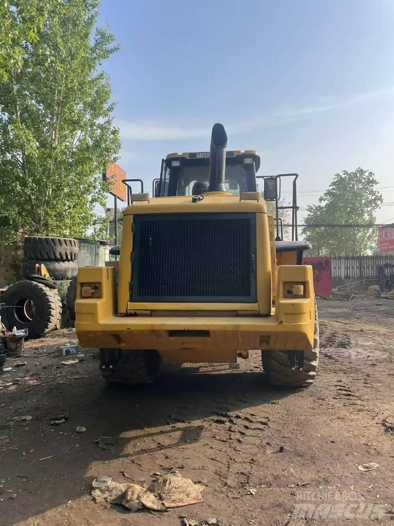 CAT 966 Wheeled excavators
