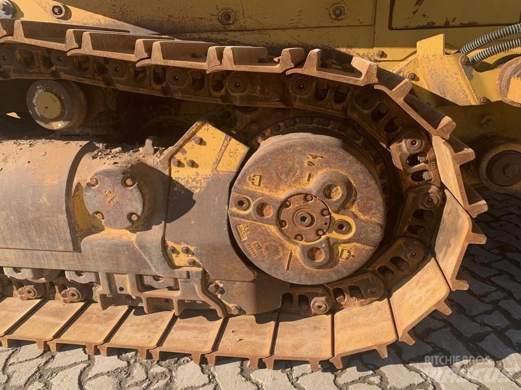 CAT 973 D Crawler loaders