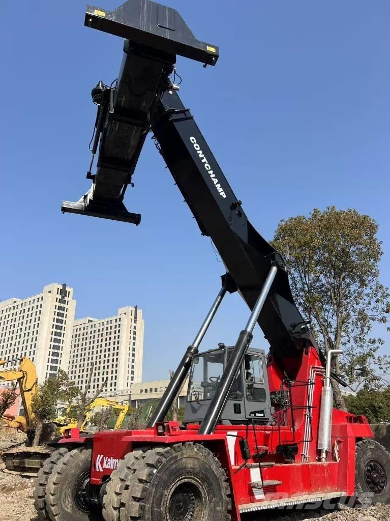 Kalmar DRT 450 Reach stackers