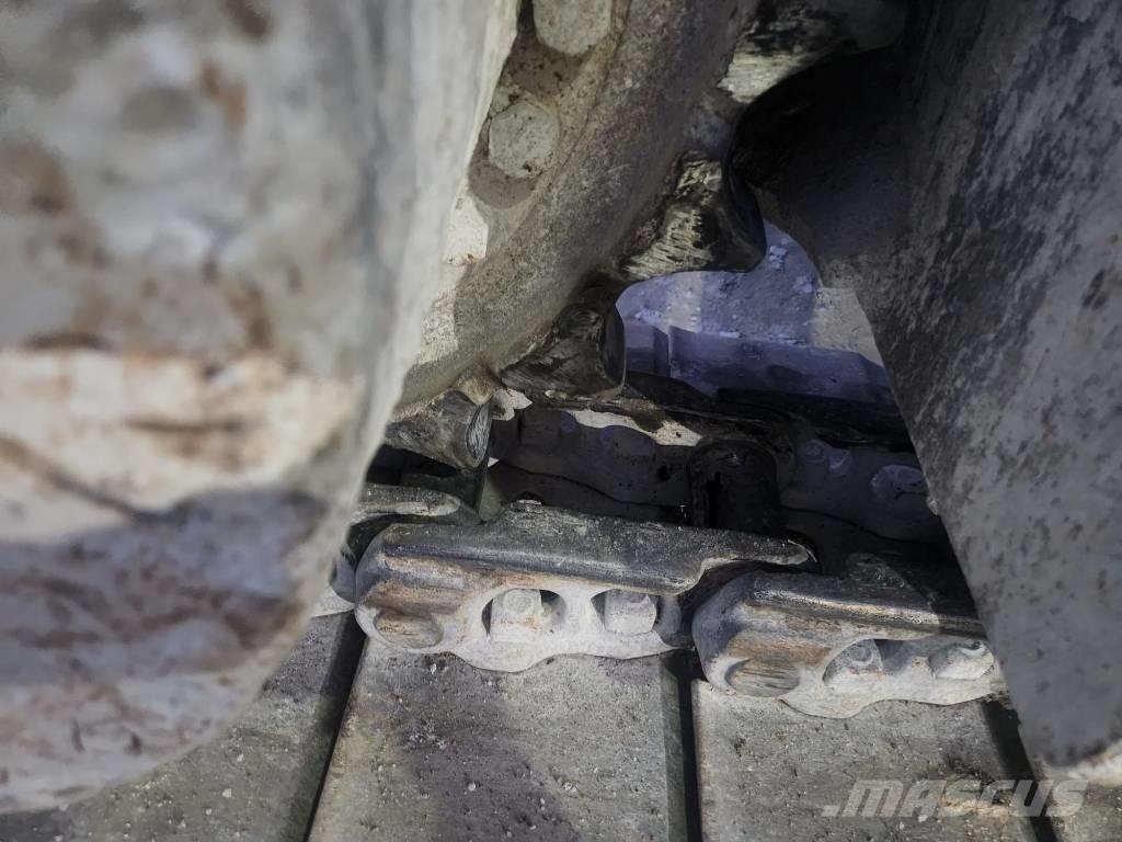 Hyundai HX300 Crawler excavators