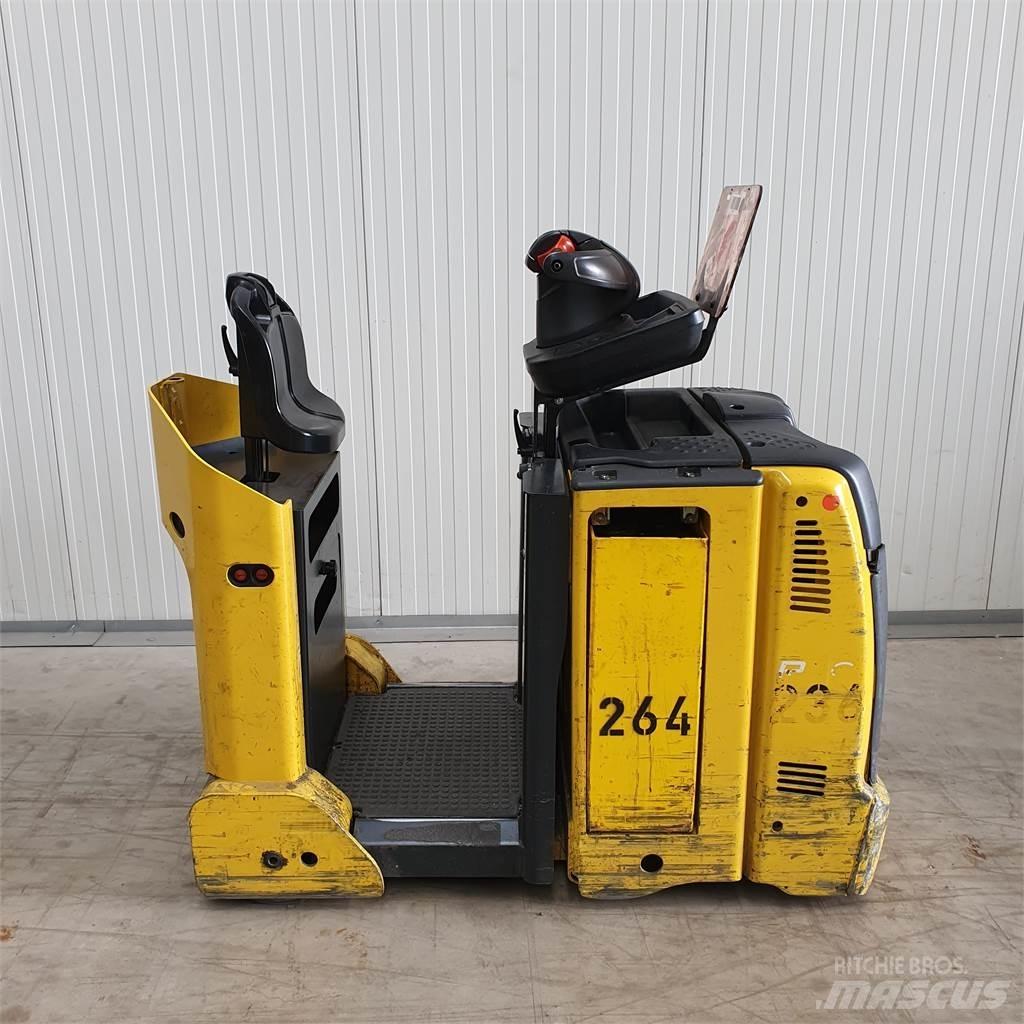 Linde P30C Tow truck
