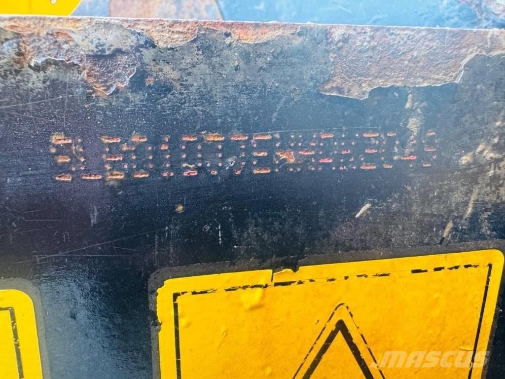 JCB 6 T Site dumpers