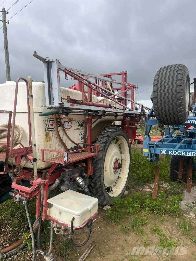 BBG S300 Trailed sprayers