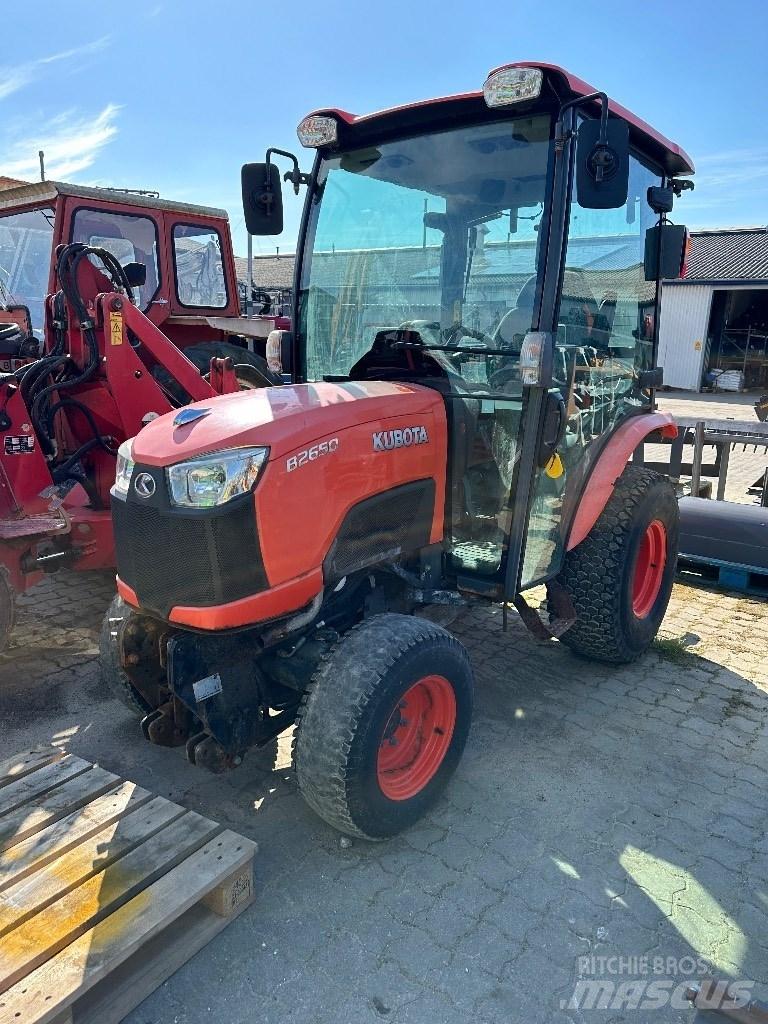 Kubota B 2650 Tractors