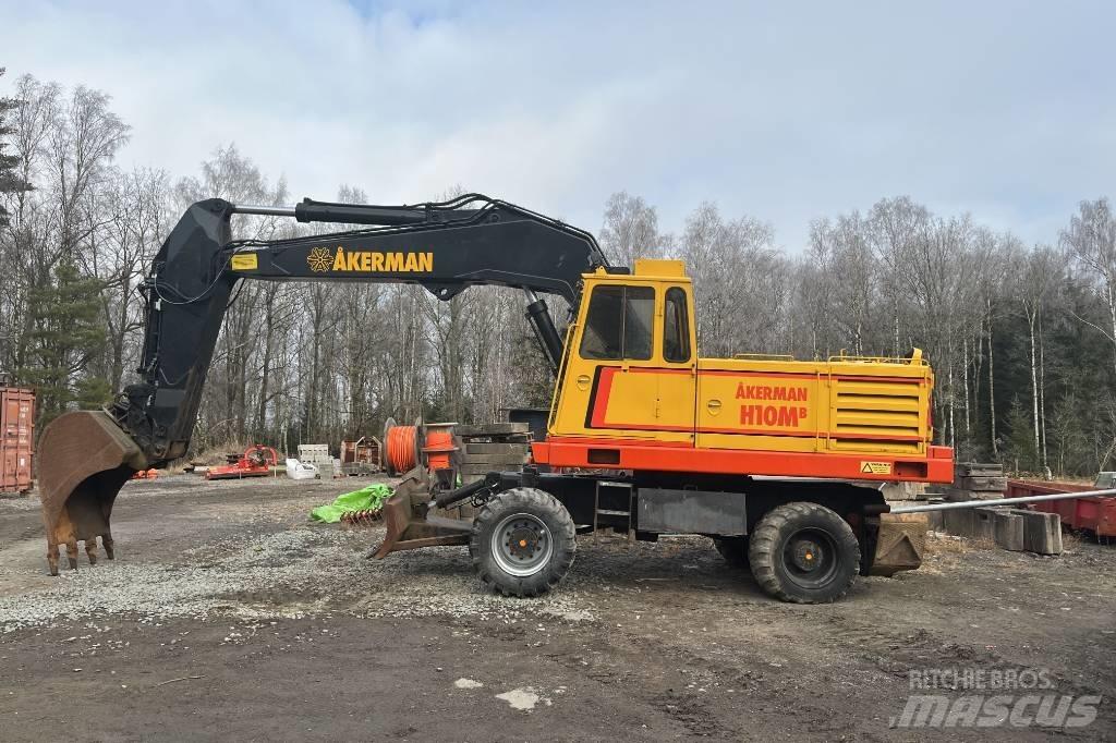 Åkerman H 10 M B Wheeled excavators