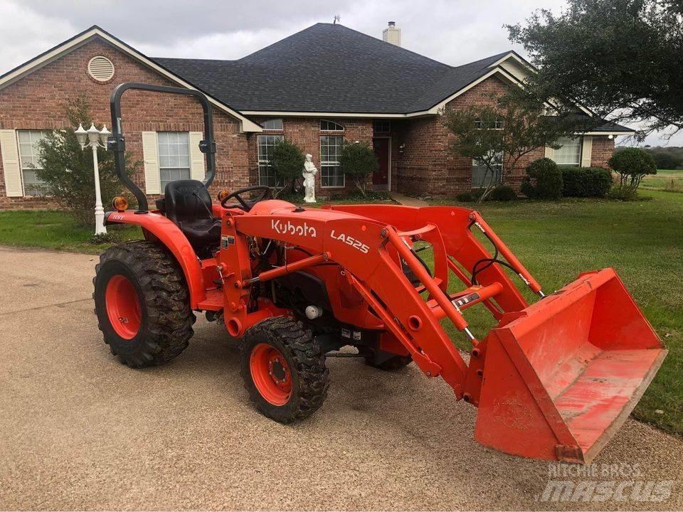 Kubota L 3301 HST Tractors