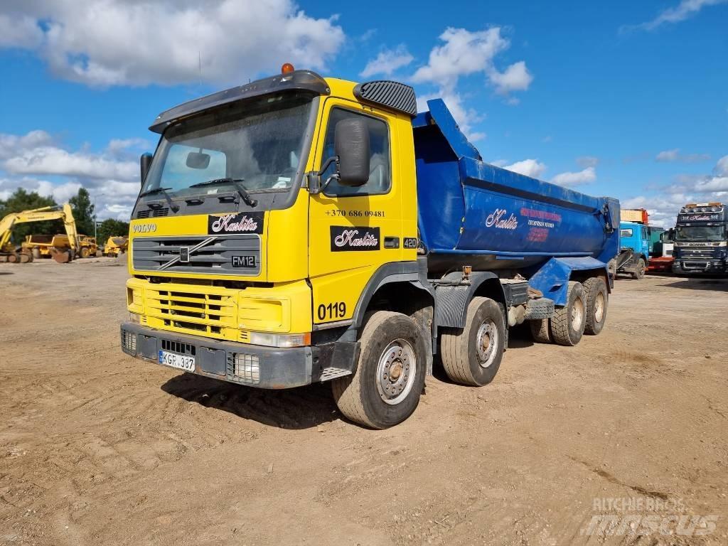 Volvo FM420 Skip bin truck