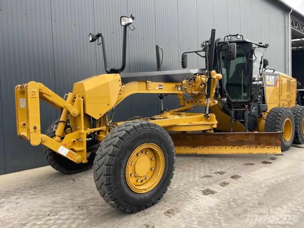 CAT 140M3 AWD Graders