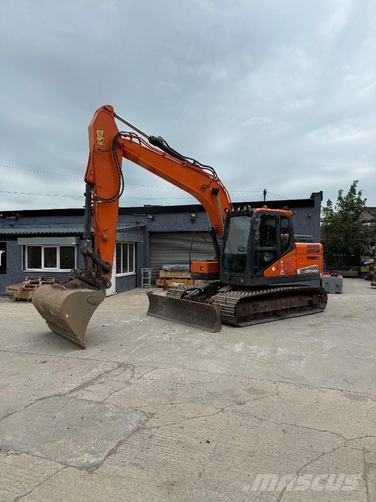 Doosan DX 140 LC Crawler excavators