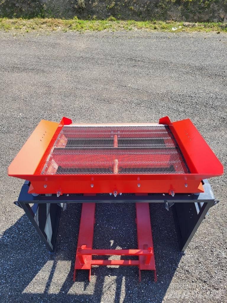 Xava Recycling LS16 Mobile screeners