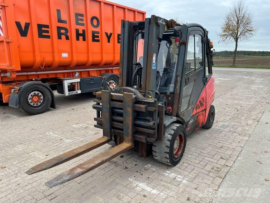 Linde H 35 Diesel trucks