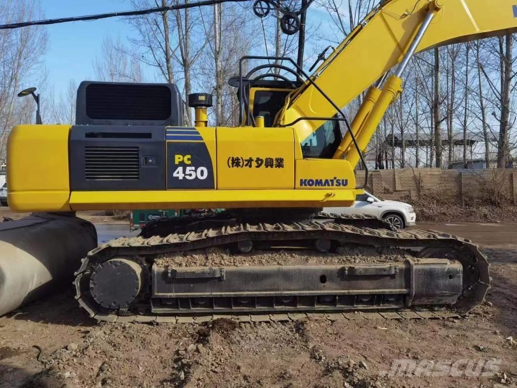 Komatsu PC 450-8 Crawler excavators