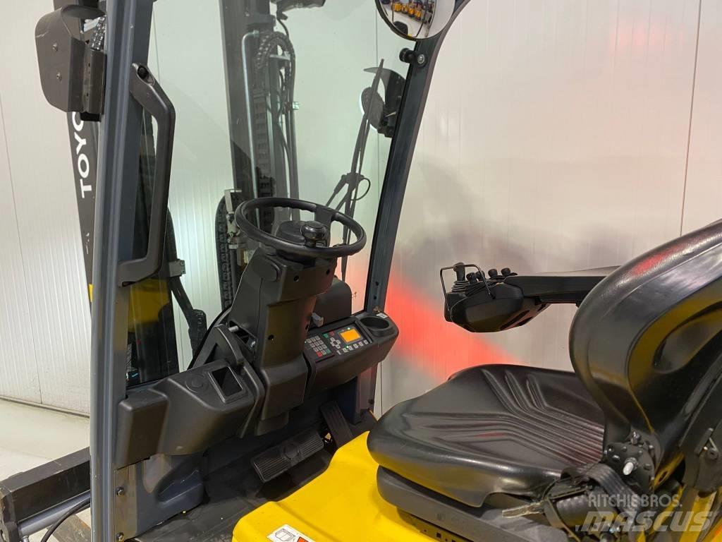 Toyota 8FBM20T Electric forklift trucks