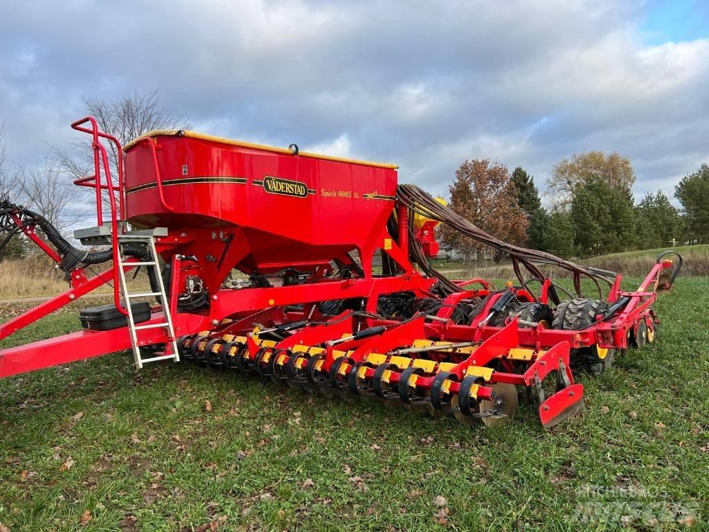 Väderstad Spirit600S Drills
