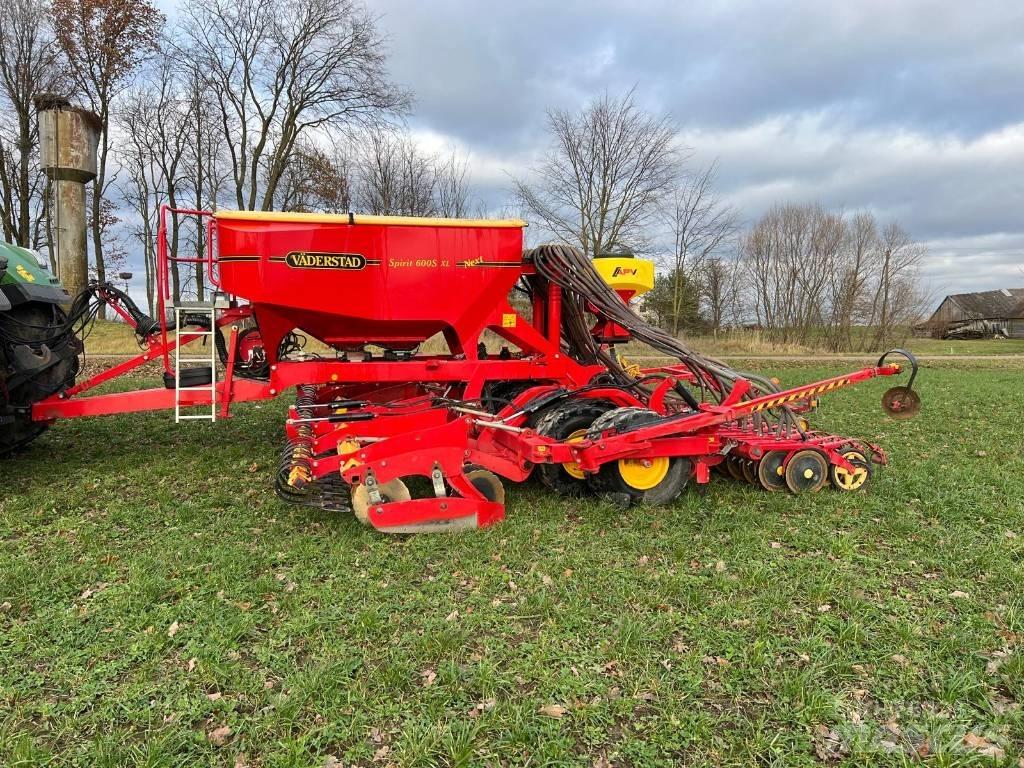 Väderstad Spirit600S Drills