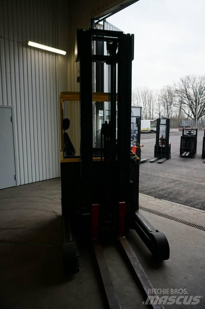 Hyster R1.4 Reach truck
