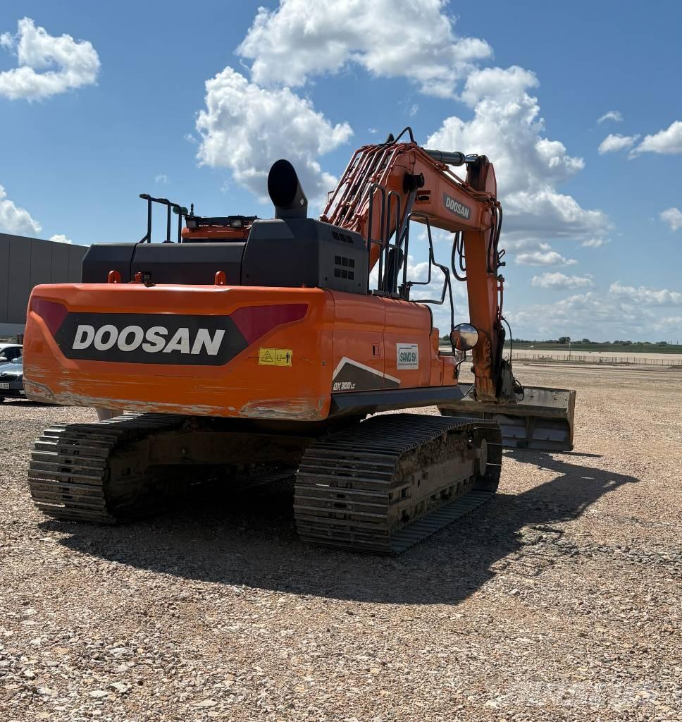 Doosan DX 300 LC-5 Crawler excavators