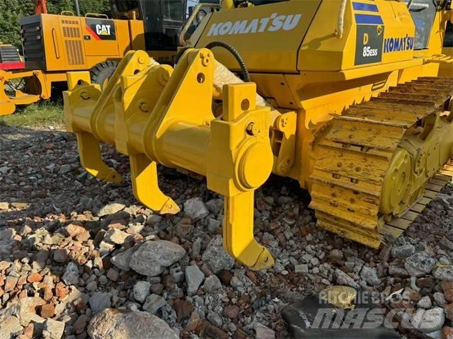 Komatsu D 85 EX Crawler dozers
