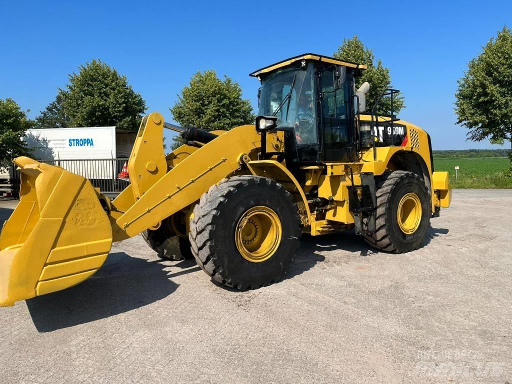 CAT 950M Wheel loaders