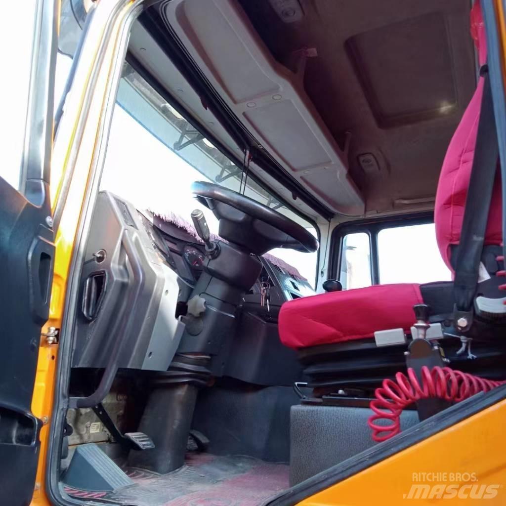 Shacman F3000 6X4 Tipper trucks