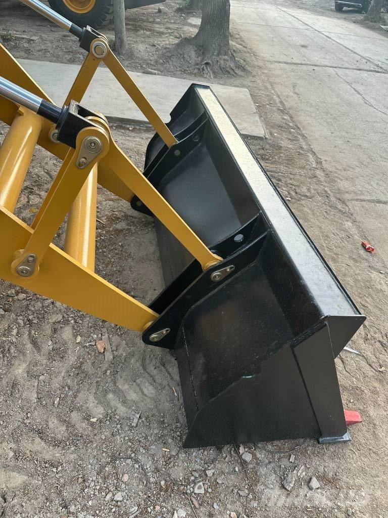 CAT CAT 420 F Backhoe