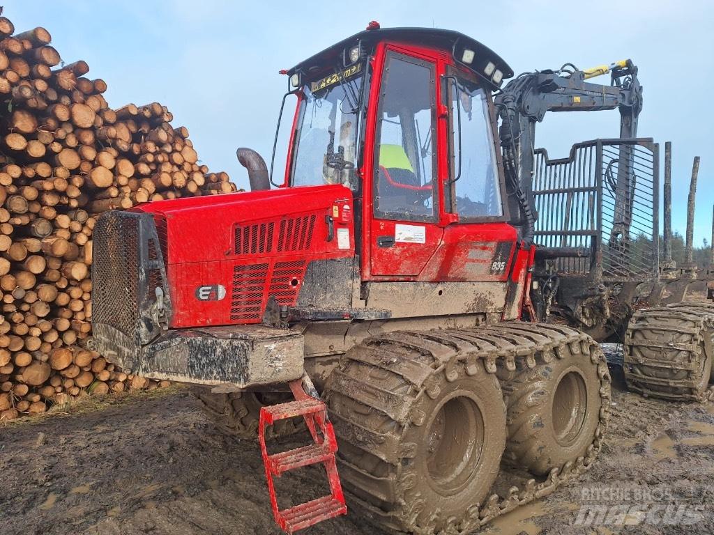 Komatsu 835 Forwarders