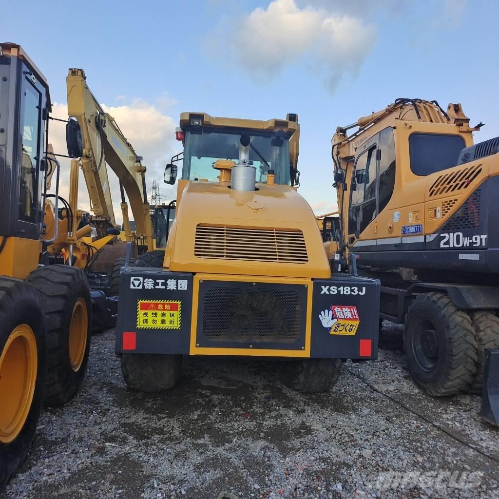 XCMG XS 183 J Single drum rollers