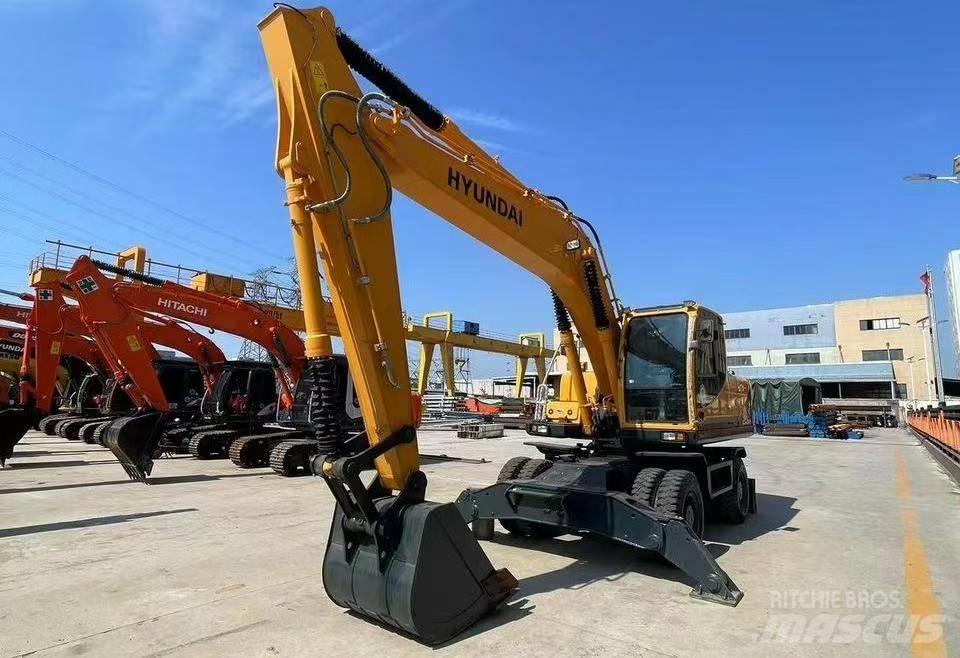 Hyundai 210-9 Mini excavators  7t - 12t