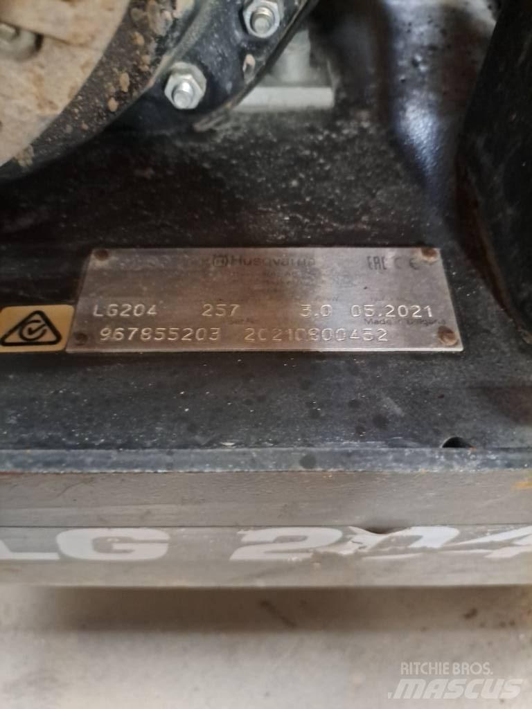 Husqvarna LG 204 Plate compactors