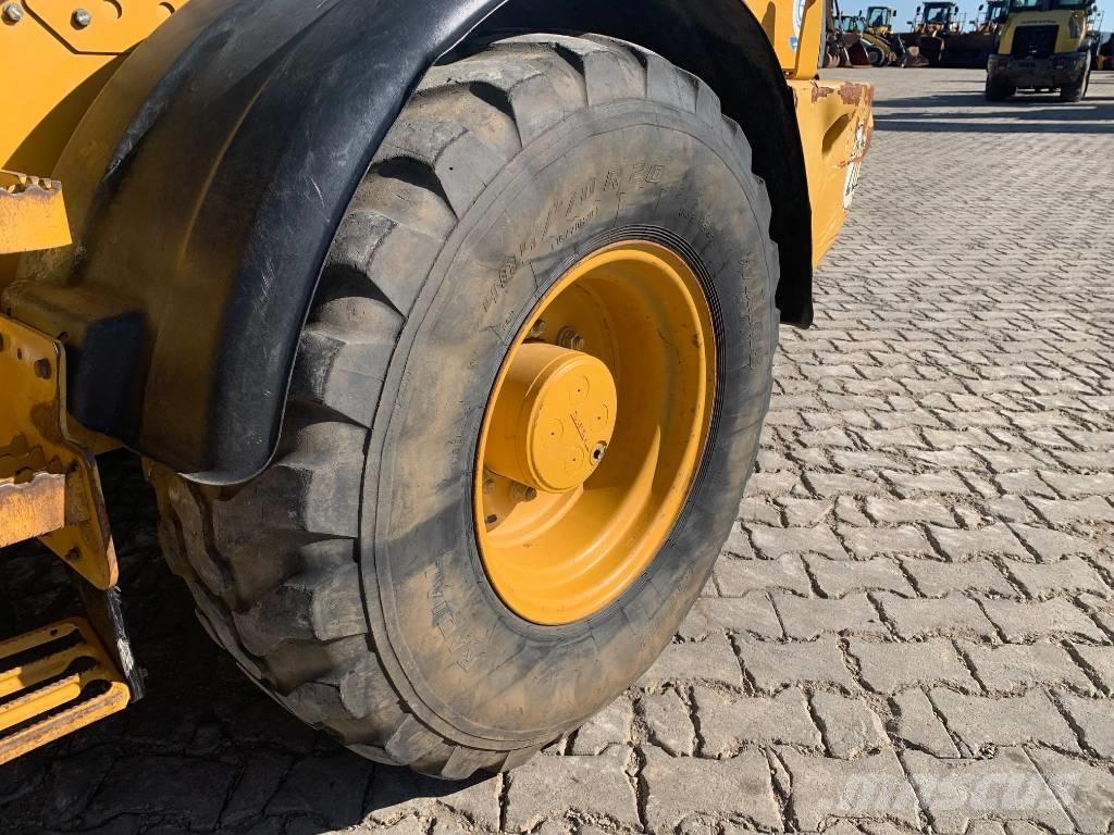 CAT 908M Wheel loaders
