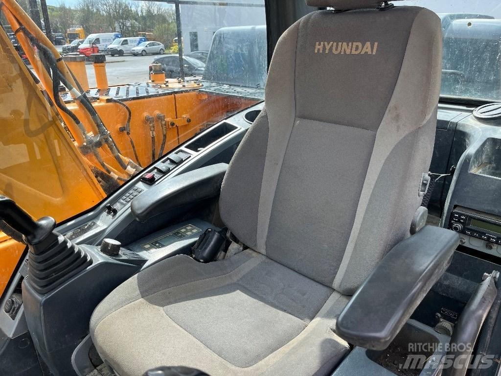 Hyundai 140LC-9A Crawler excavators