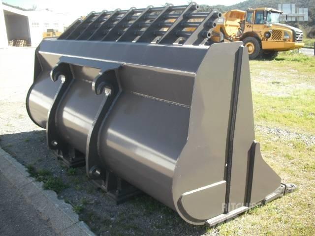 Volvo L220 Buckets