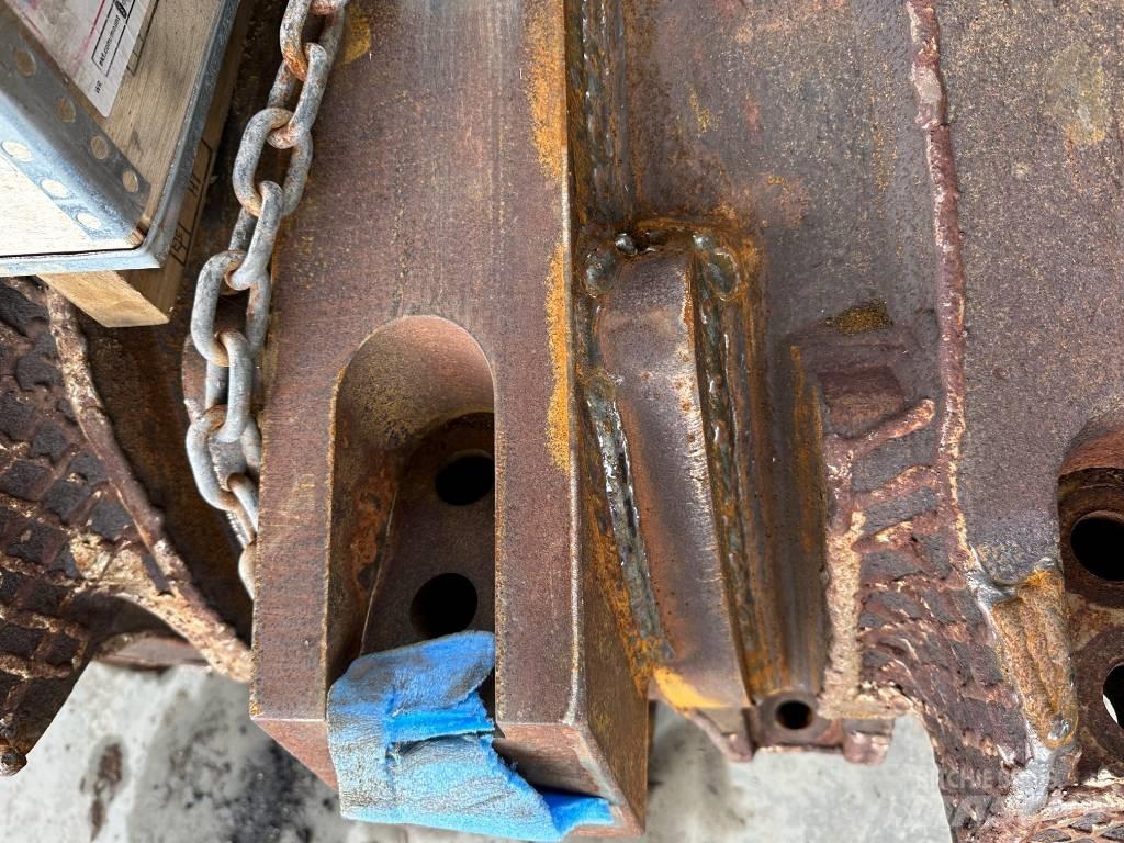 CBI 6400 Wood chippers