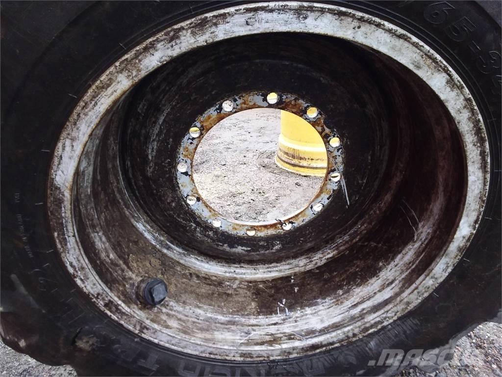 Valmet 911.1 20x34 Tyres, wheels and rims