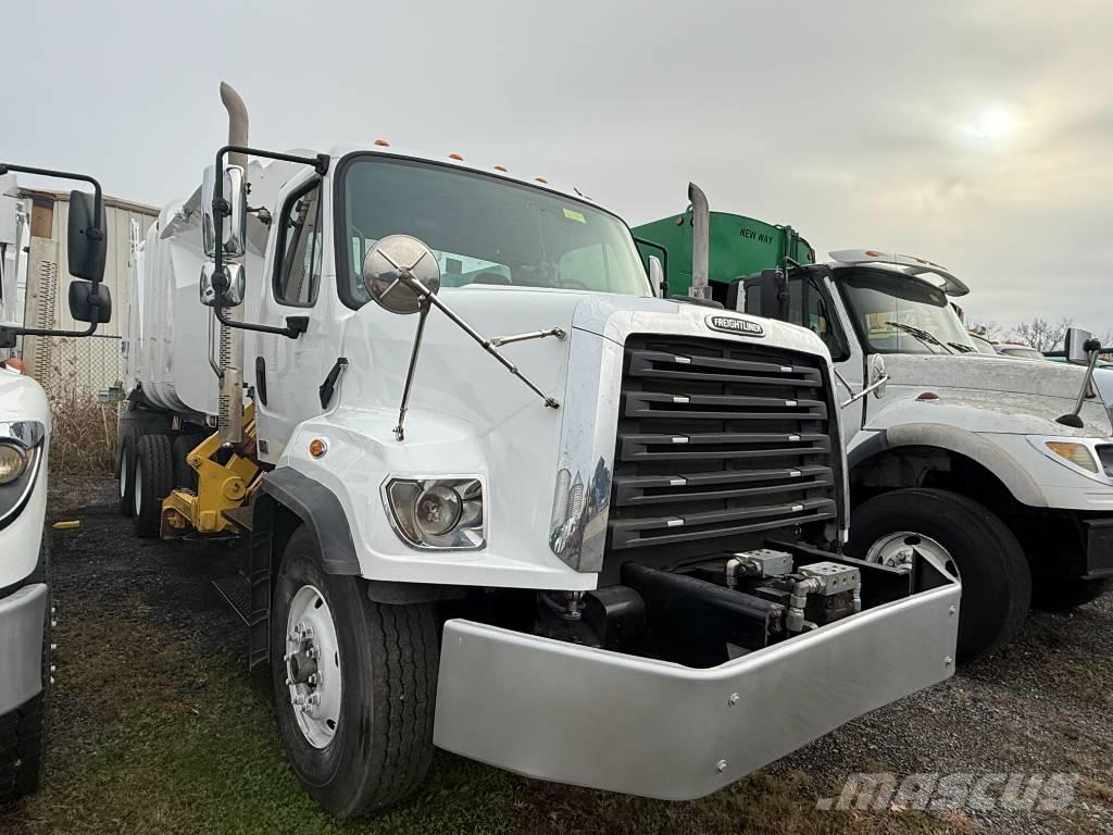 Freightliner 108SD Waste trucks