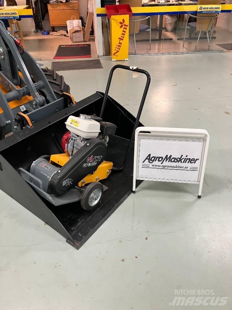 GiANT GP1345G Plate compactors