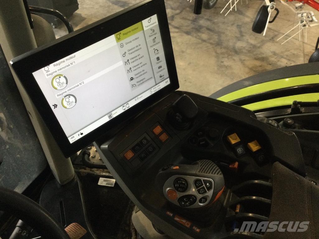 CLAAS ARION 550 Tractors