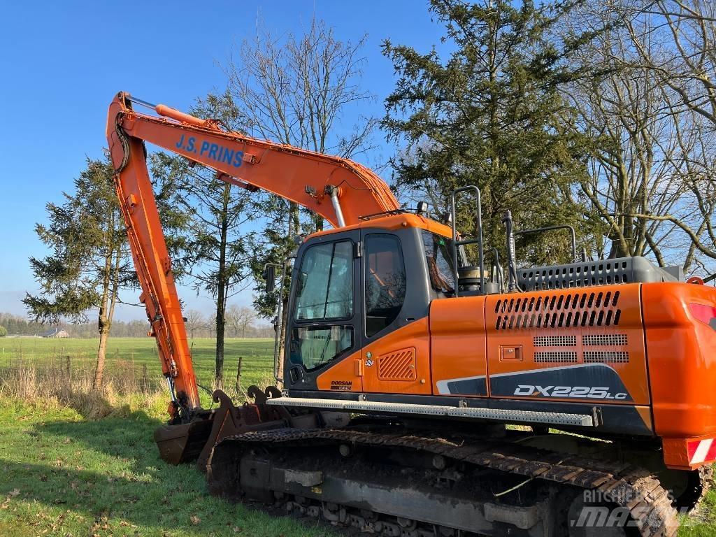 Doosan Dx225-5 Long reach excavators