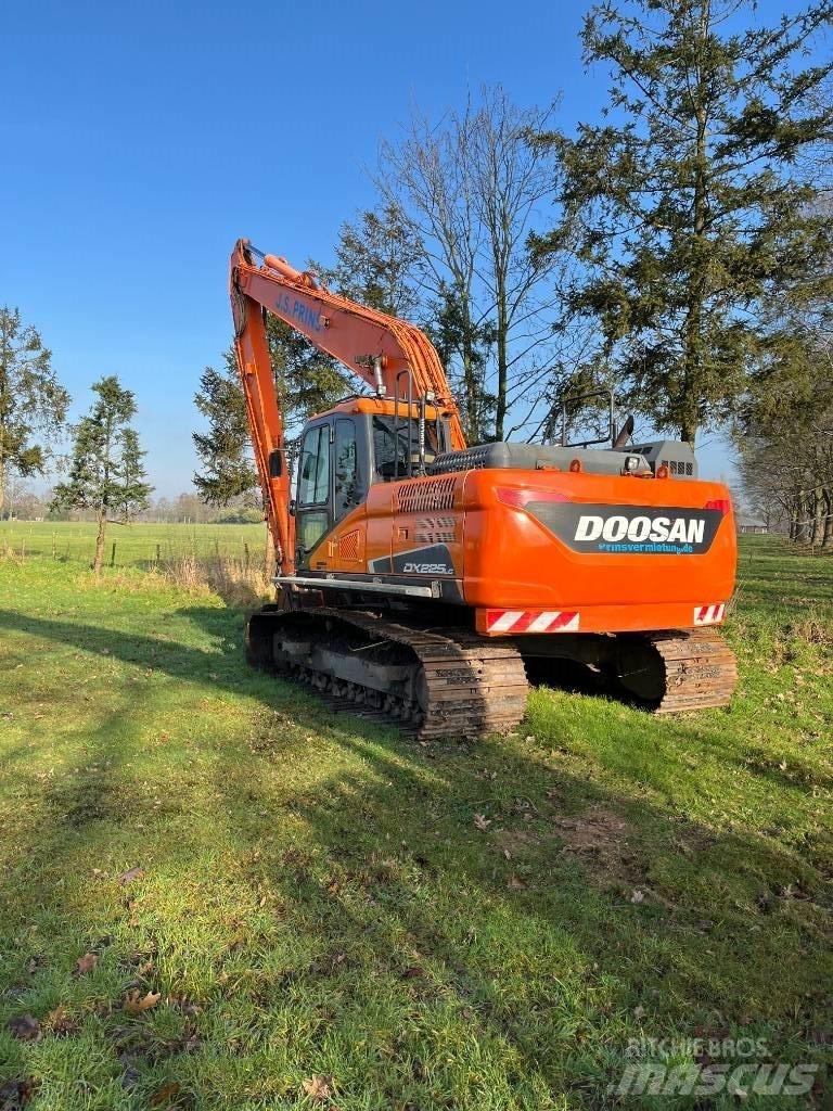 Doosan Dx225-5 Long reach excavators