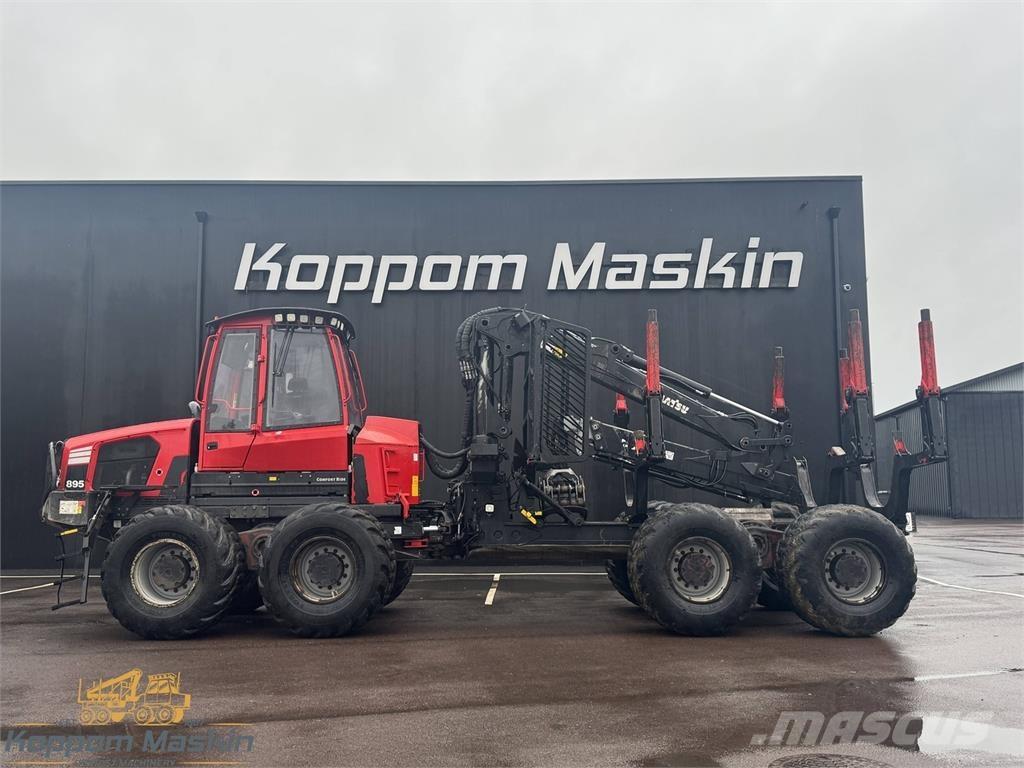 Komatsu 895 Forwarders