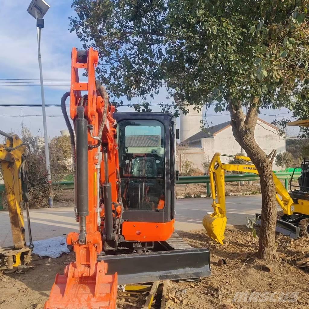 Kubota U 30 Mini excavators < 7t (Mini diggers)