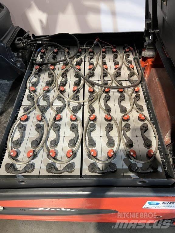 Linde E25-01 Electric forklift trucks