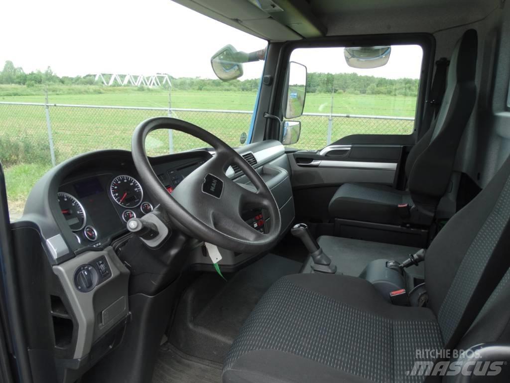 Palfinger P 300 KS Truck mounted platforms