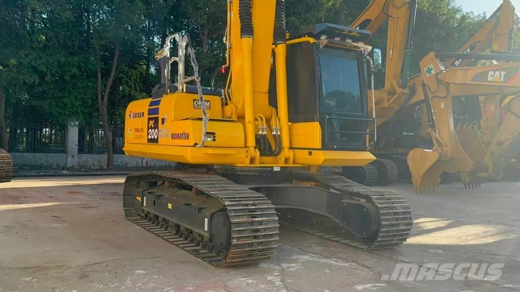 Komatsu PC 200-8N1 Amphibious Excavators