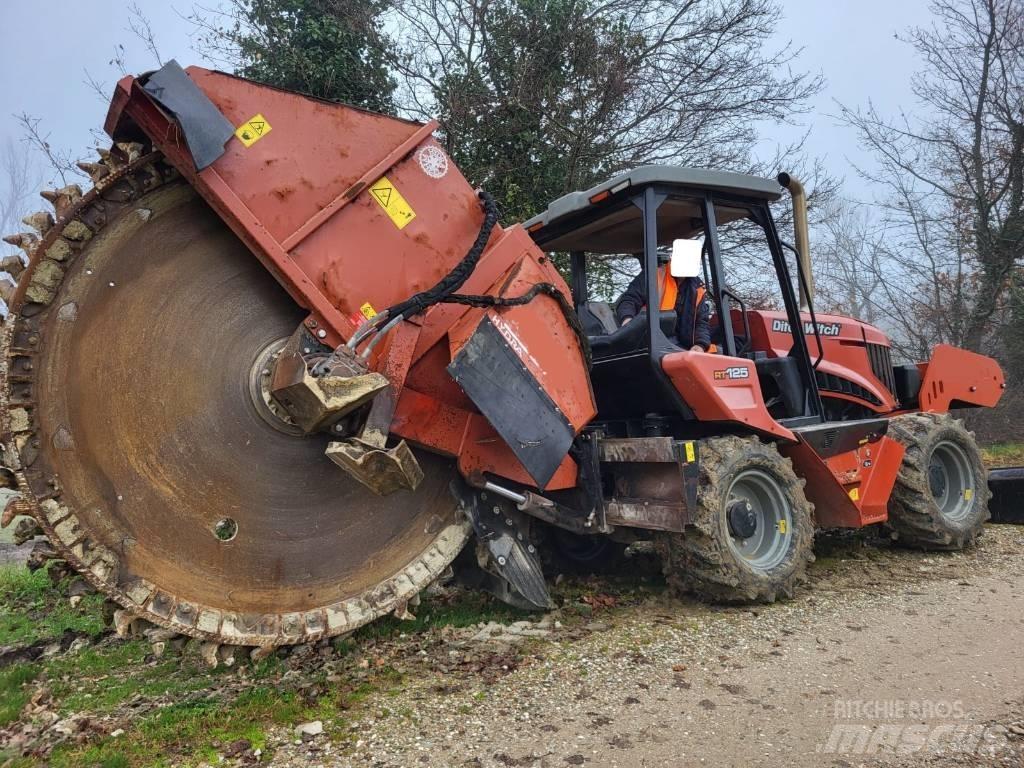 Ditch Witch RT125 Trenchers