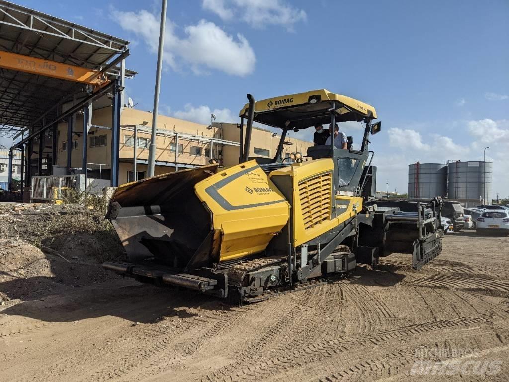 Bomag BF700C-2 Asphalt pavers