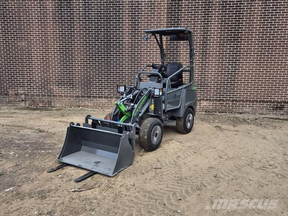 WCM L1580e Front loaders and diggers